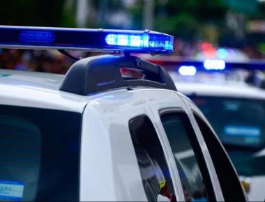 Κύπρος: Άγνωστος κόβει στον δρόμο... μαλλιά γυναικών